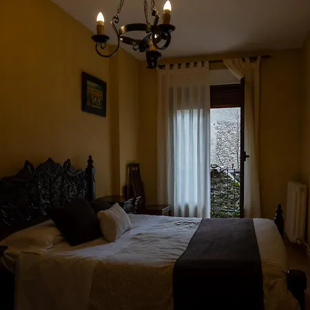 Panther Villadolores La Alberca (Salamanca)