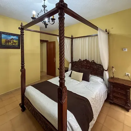 Panther Villadolores La Alberca (Salamanca)