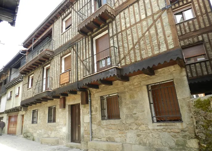 Panther Villadolores